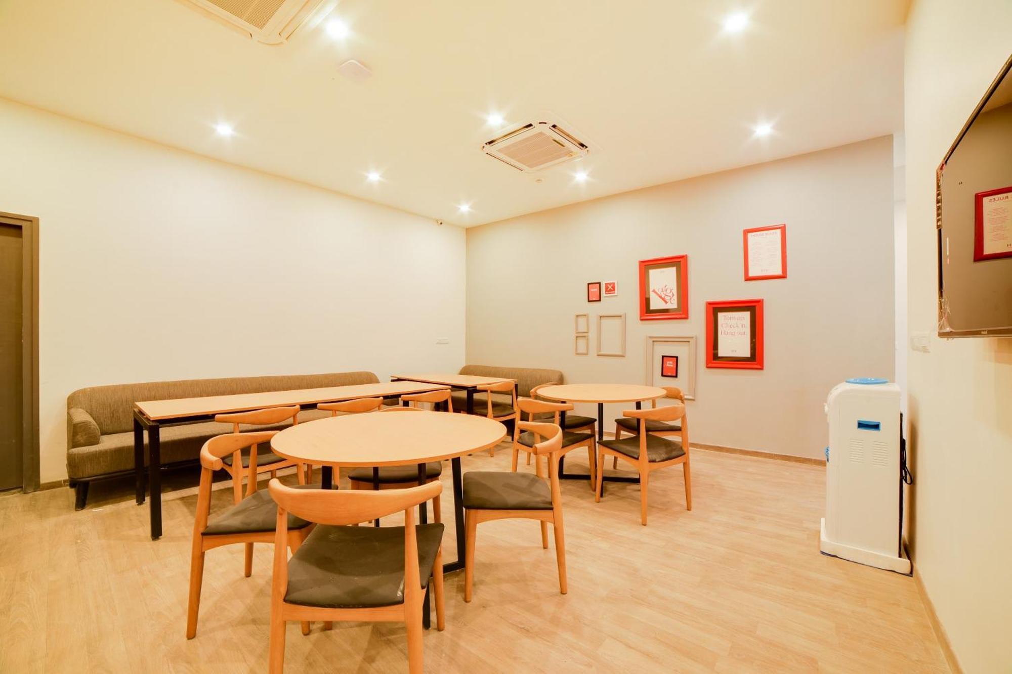Super Townhouse Hosur Main Road Bommanahalli Near Gopalan Innovation Mall Бангалор Екстериор снимка