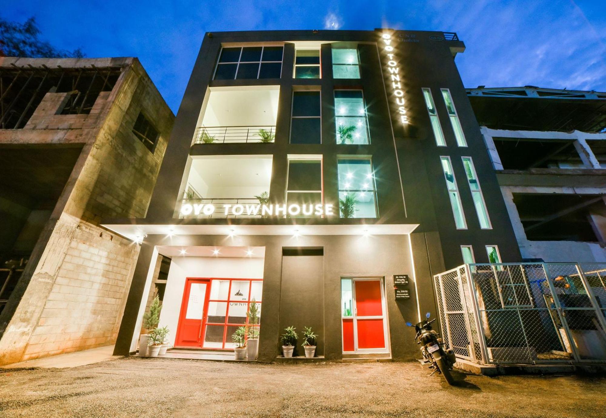 Super Townhouse Hosur Main Road Bommanahalli Near Gopalan Innovation Mall Бангалор Екстериор снимка